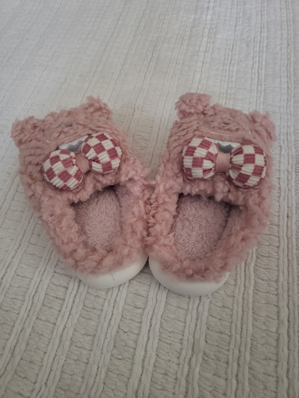New Plush Pink Bear Slippers with Checkered Bow for Kids